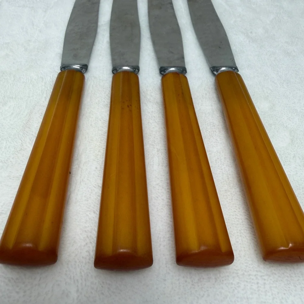 VTG Butterscotch Bakelite Handle Dinner Knives Stainless Steel Set of 4‎ MCM